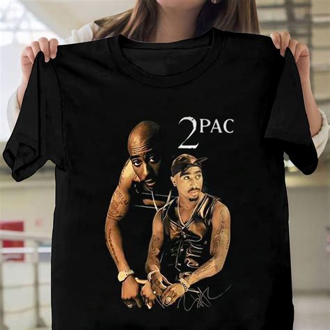 2pac t shirt.